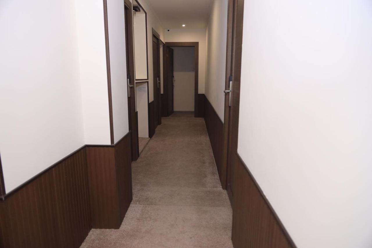 Delin Hotel And Tours Yerevan Ngoại thất bức ảnh