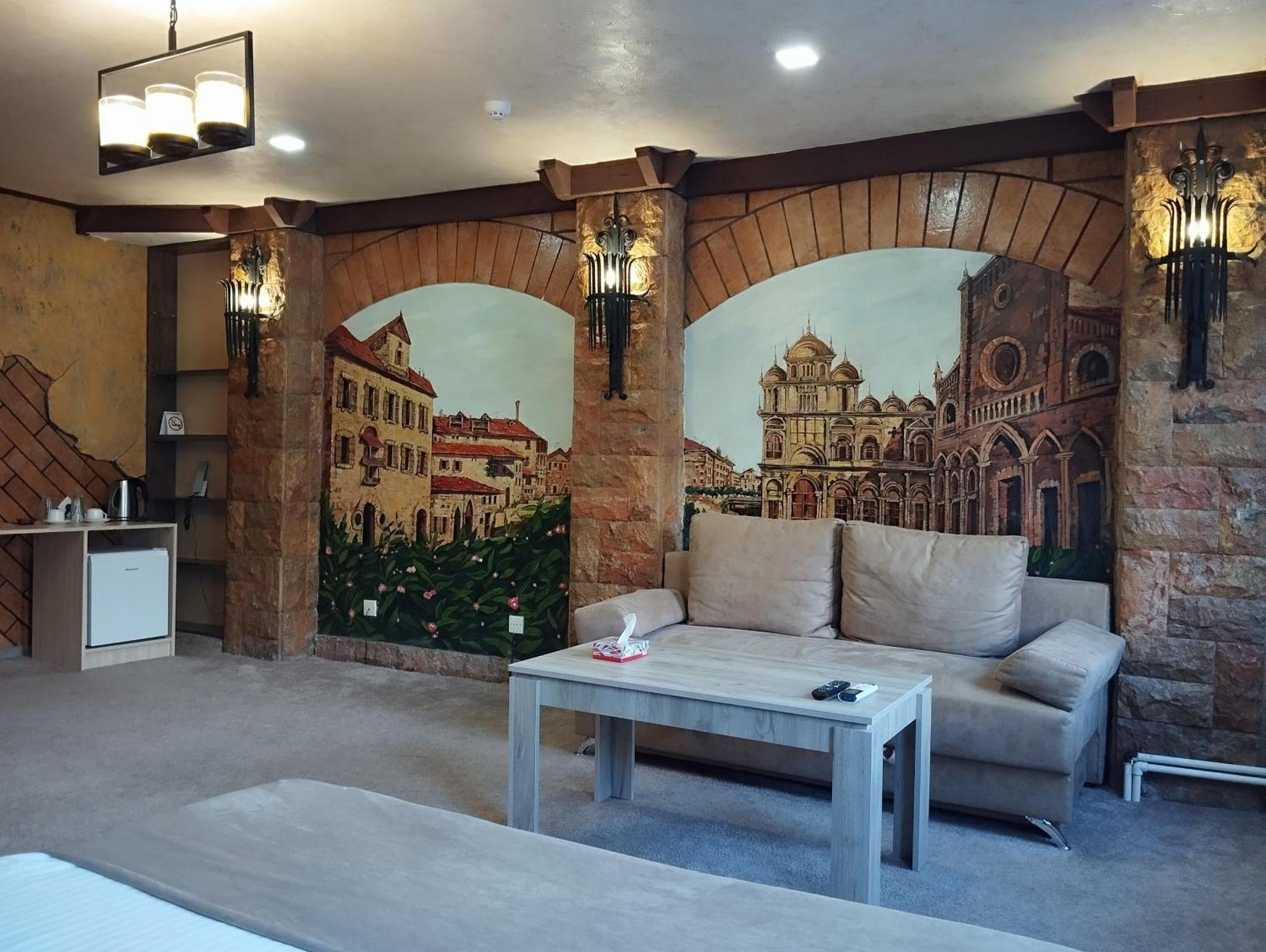 Delin Hotel And Tours Yerevan Ngoại thất bức ảnh